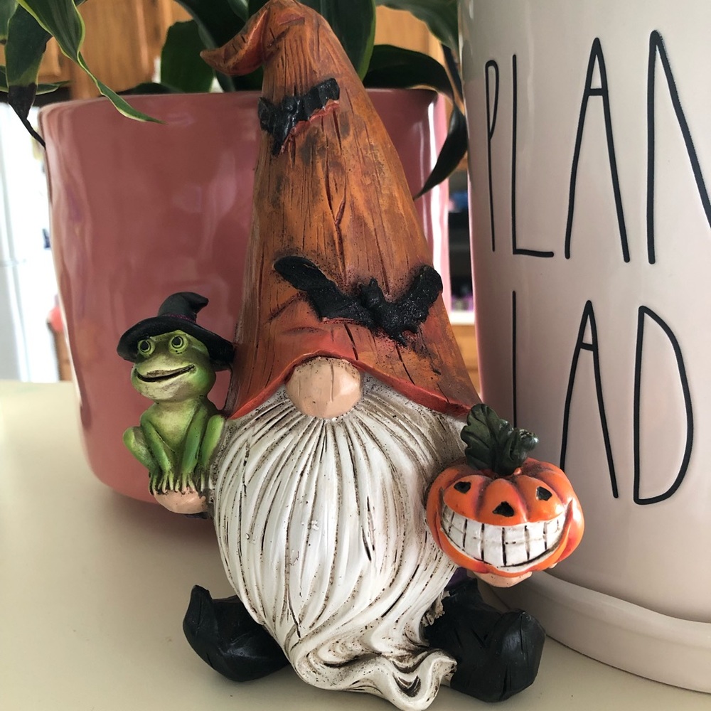 Halloween gnome
